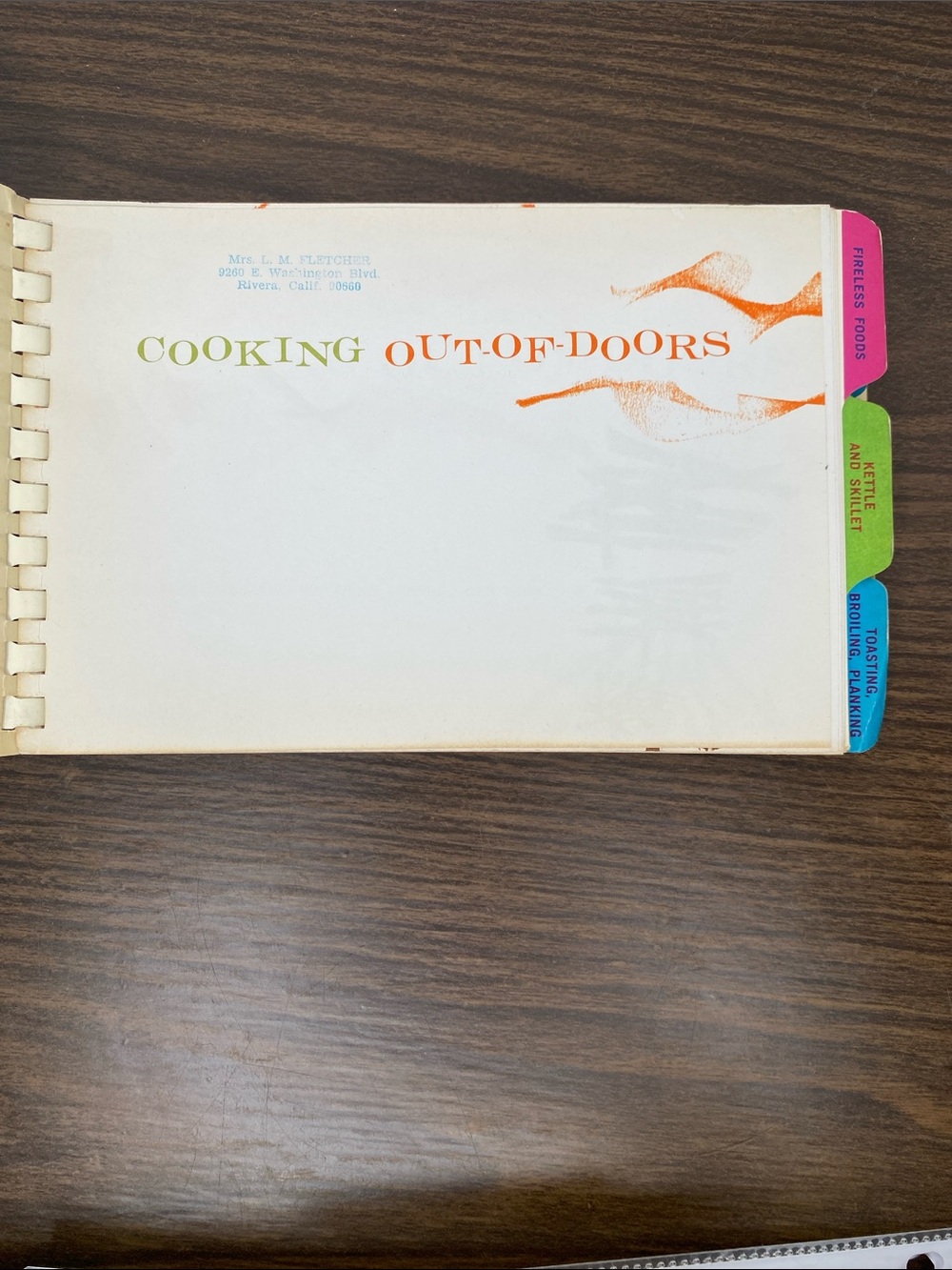Cooking Out-Of-Doors Girl Scouts of the USA 1960 Cookbook - Picture 2 of 9